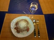 Nudeln: Chinesische Bandnudeln mit italienischer Tomatensoße - Rezept