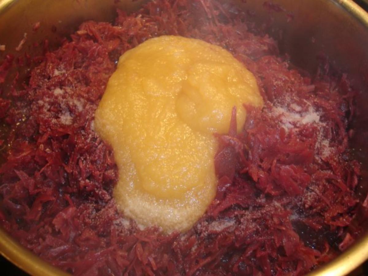 Rotkohl mit Frikadellen - Rezept - Bild Nr. 4