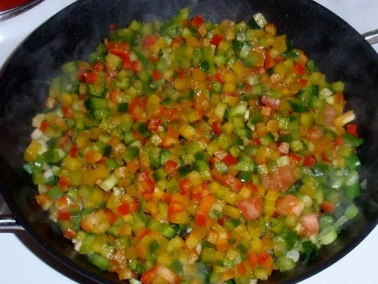 Rezept: Gebratene Ravioli in Gemüseallerlei Bild Nr. 8 Gebratene Ravioli in Gemüseallerlei - Rezept - Bild Nr. 8