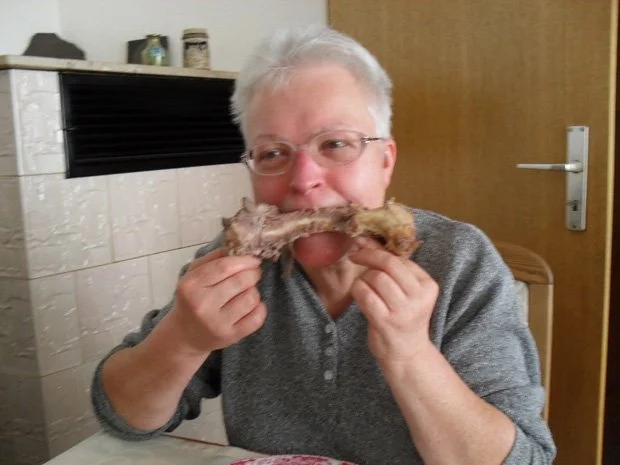 Wildschweinkeule  - ein Dankeschön an meine Helfer und Helferinnen beim Wohnung renovieren - Rezept - Bild Nr. 12