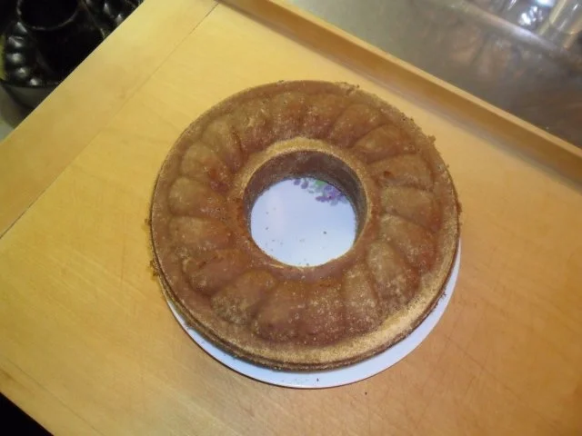 Rezept: NUSSKUCHEN Bild Nr. 10 NUSSKUCHEN - Rezept - Bild Nr. 10