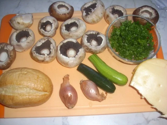 Champignons mit Brotfüllung - Rezept - Bild Nr. 2