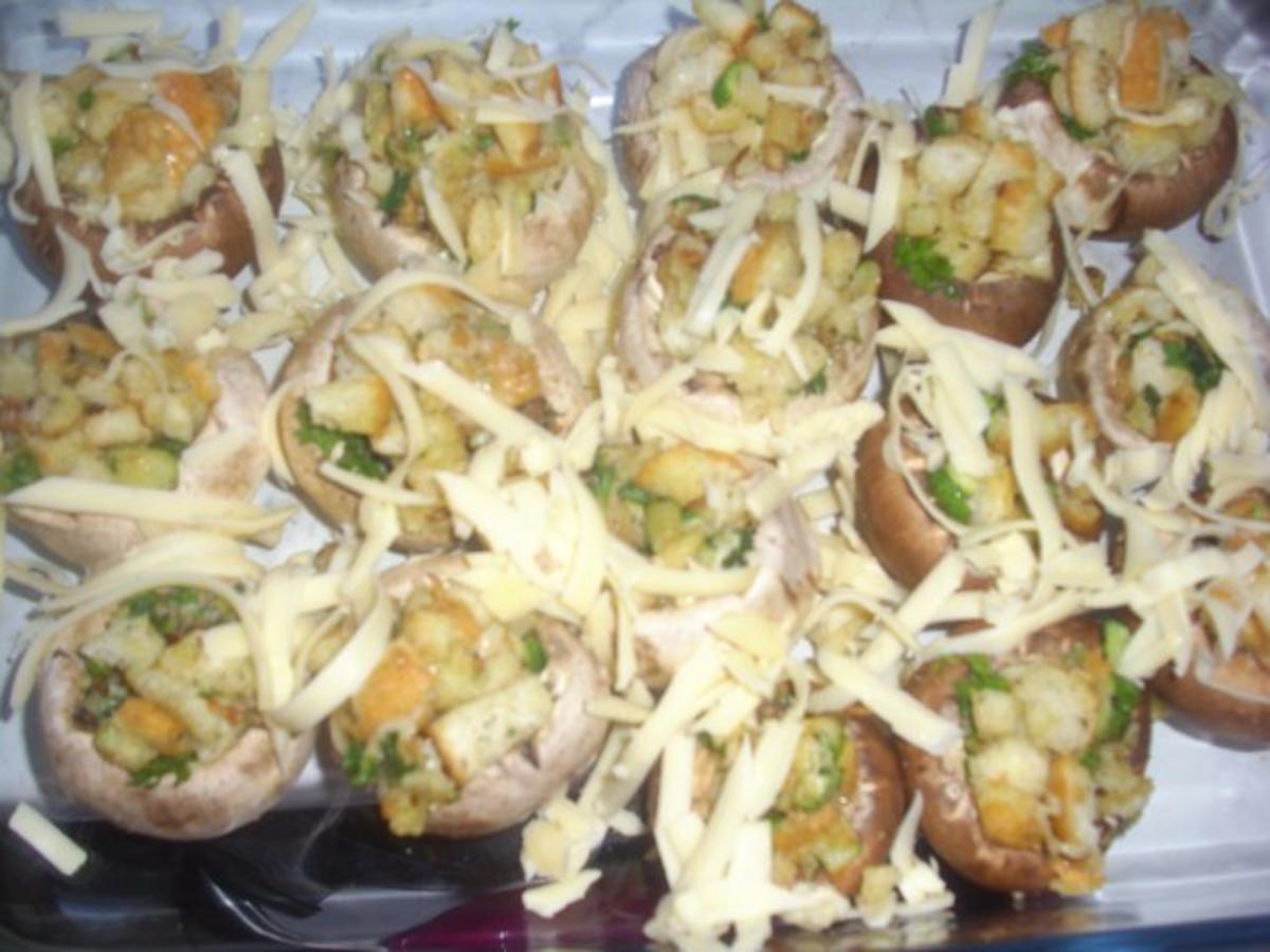 Champignons mit Brotfüllung - Rezept - Bild Nr. 5
