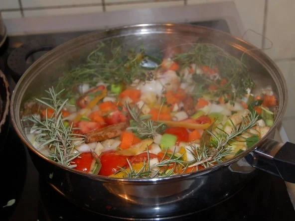 GESCHMORTE SCHWEINSHAXEN MIT WINTERLICHEN GEWÜRZEN - Rezept - Bild Nr. 11