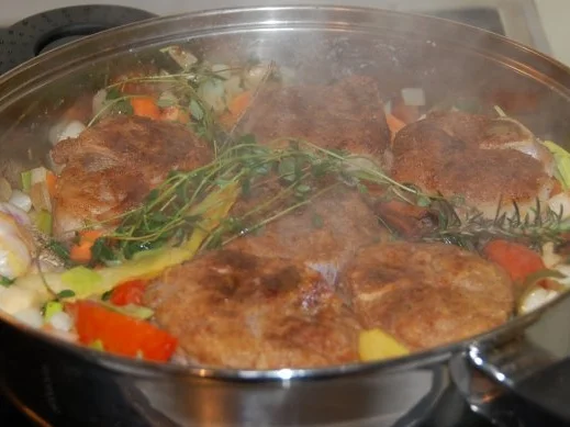 GESCHMORTE SCHWEINSHAXEN MIT WINTERLICHEN GEWÜRZEN - Rezept - Bild Nr. 13