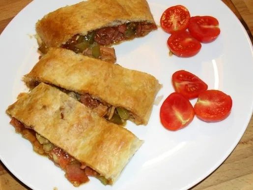 Rezept: Pizza - Strudel Bild Nr. 2 Pizza - Strudel - Rezept - Bild Nr. 2