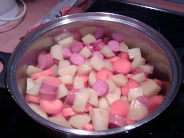 Würstchengulasch - Rezept - Bild Nr. 2