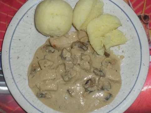 Hähnchen mit Pilzsoße - Rezept