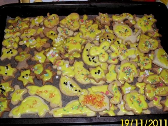 Rezept: Butterplätzchen Bild Nr. 3 Butterplätzchen - Rezept - Bild Nr. 3