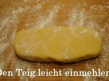 Rezept: Ausstecherle Bild Nr. 2 Ausstecherle - Rezept - Bild Nr. 2