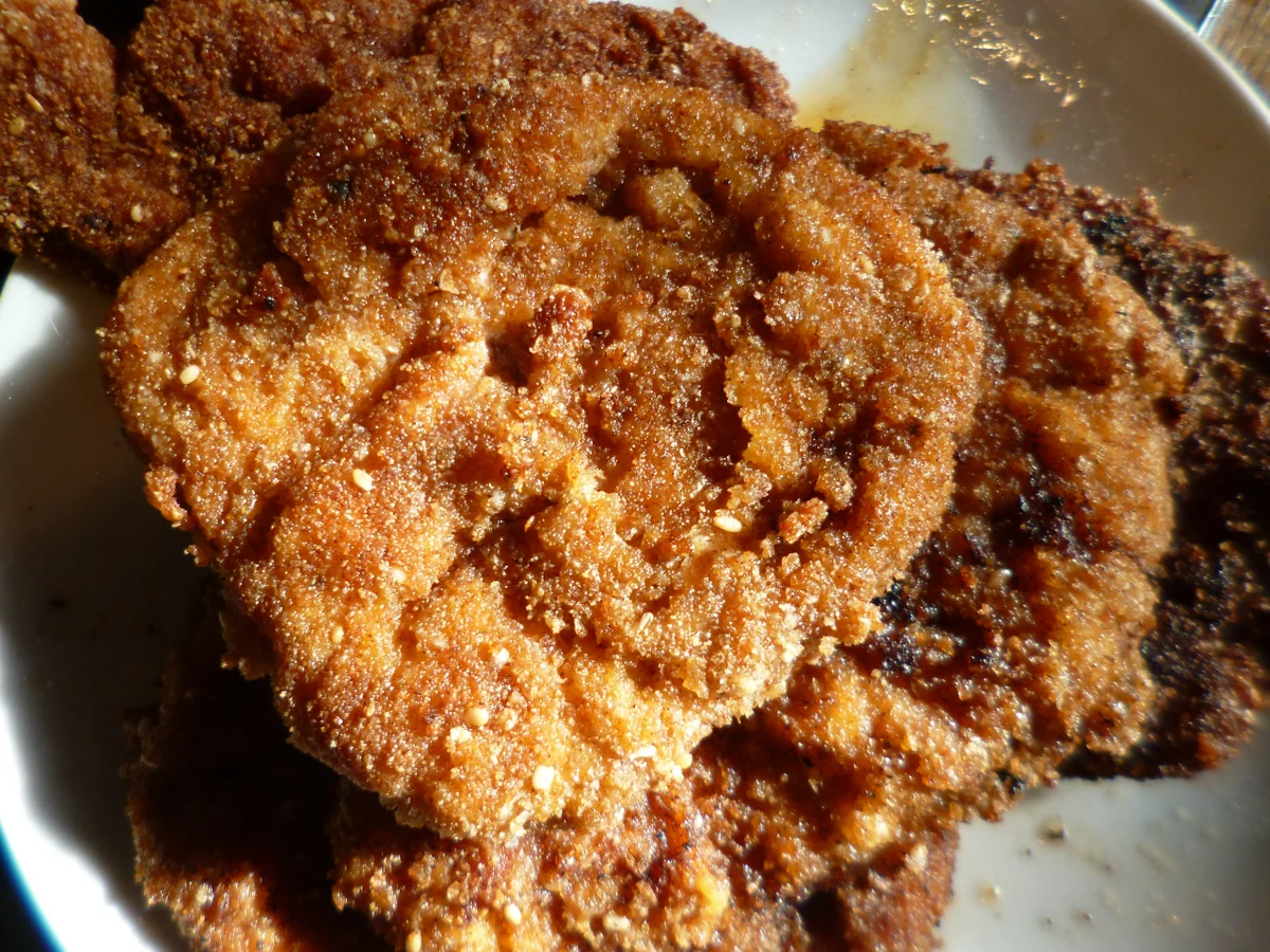 Rezept: Panade Grundlage, Paniermehl, Pankomehl, Semmelbrösel und Co. Bild Nr. 2 Panade Grundlage, Paniermehl, Pankomehl, Semmelbrösel und Co. - Rezept - Bild Nr. 2