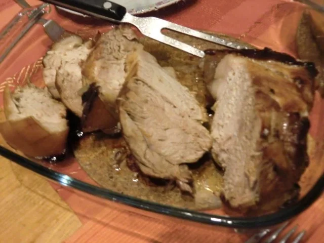 Krustenbraten vom Schwein mit einer feinen Gemüse-Pilz-Soße an Spätzle - Rezept - Bild Nr. 6