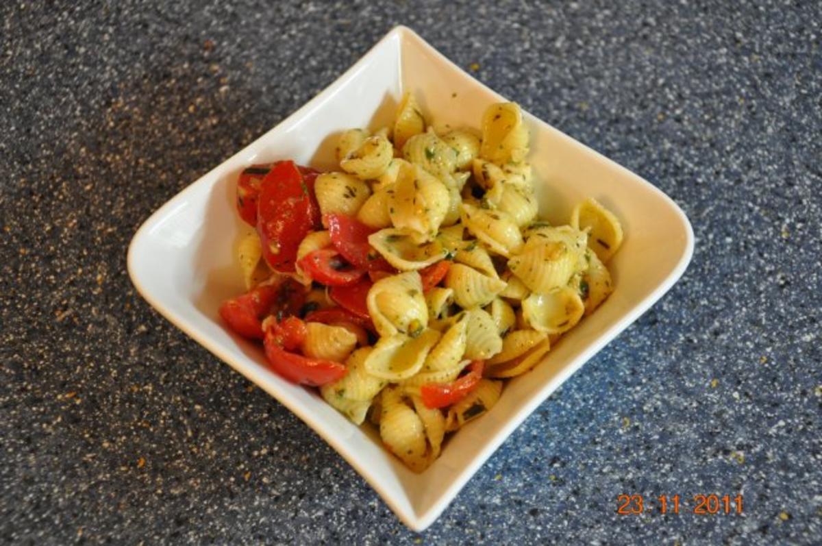 Bilder für Italienischer Nudelsalat - Rezept