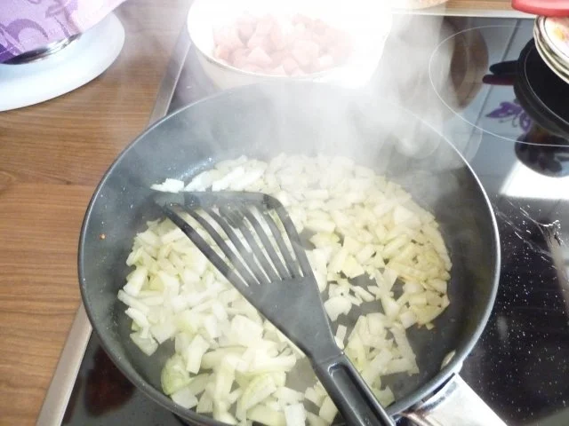 Rezept: Schmalhans - Küchenmeister : Spaghetti und Tomatensoße Bild Nr. 5 Schmalhans - Küchenmeister : Spaghetti und Tomatensoße - Rezept - Bild Nr. 5