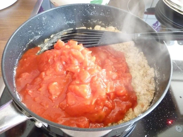 Rezept: Schmalhans - Küchenmeister : Spaghetti und Tomatensoße Bild Nr. 9 Schmalhans - Küchenmeister : Spaghetti und Tomatensoße - Rezept - Bild Nr. 9