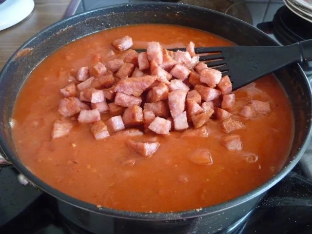 Rezept: Schmalhans - Küchenmeister : Spaghetti und Tomatensoße Bild Nr. 11 Schmalhans - Küchenmeister : Spaghetti und Tomatensoße - Rezept - Bild Nr. 11