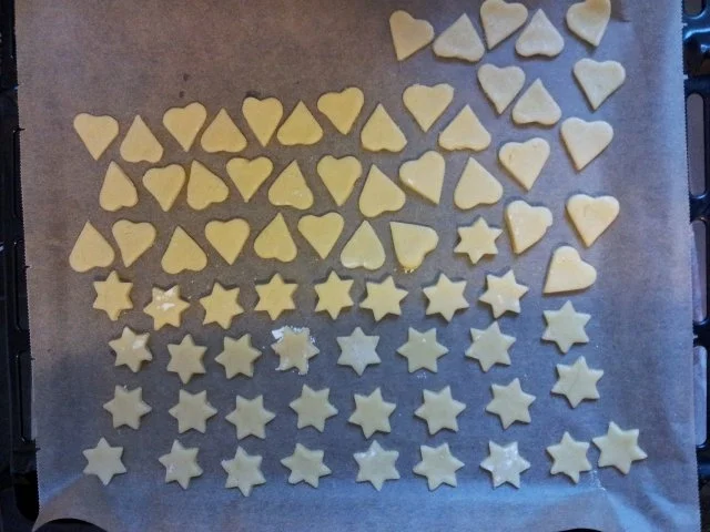 Rezept: WIRKLICH viele leckere Butterplätzchen Bild Nr. 4 WIRKLICH viele leckere Butterplätzchen - Rezept - Bild Nr. 4