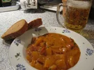 Rezept: Erdäpfelgulasch, feurig Erdäpfelgulasch, feurig - Rezept