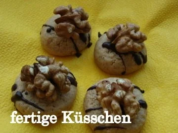 Rezept: Walnussküßchen Walnussküßchen - Rezept