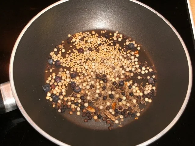 Rezept: Gewürze: Wildgewürz Bild Nr. 2 Gewürze: Wildgewürz - Rezept - Bild Nr. 2