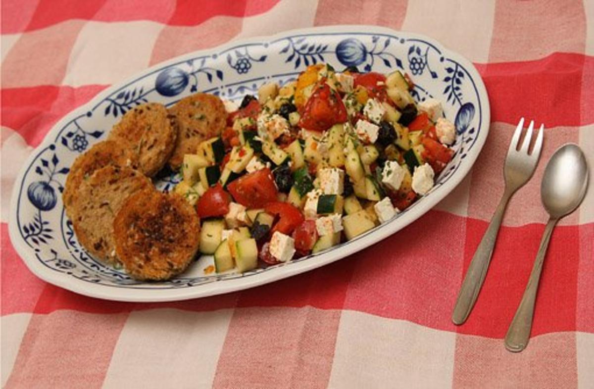 Rustikaler Salat, griechische Art - Rezept