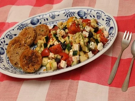 Rustikaler Salat, griechische Art - Rezept