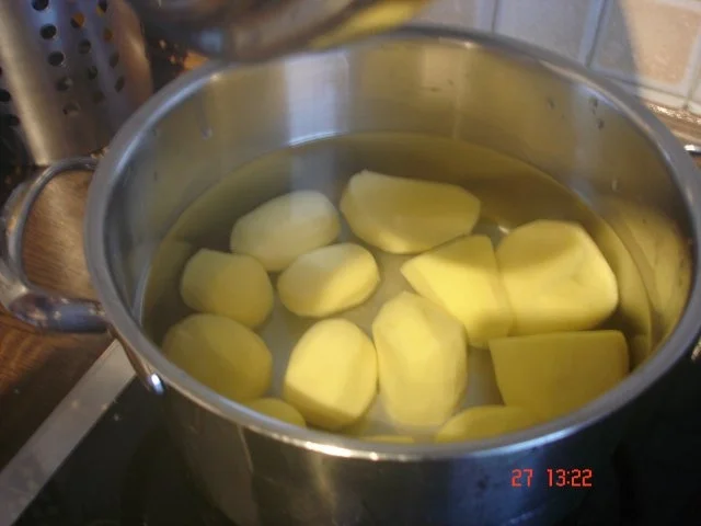 Raucherfleisch mit Sauerkraut und Salzkartoffeln - Rezept - Bild Nr. 5