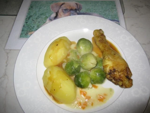 Rezept: Hähnchenschenkel mit Rosenkohl Bild Nr. 9 Hähnchenschenkel mit Rosenkohl - Rezept - Bild Nr. 9