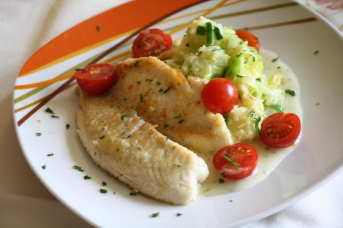 Bilder für Gebratenes Tilapia-Filet mit Lauch-Kartoffelpürree und Dillsoße - Rezept