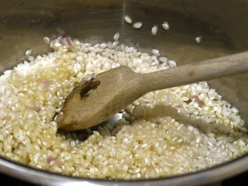 Rezept: Gremolata-Lachs mit Rosenkohl-Risotto Bild Nr. 6 Gremolata-Lachs mit Rosenkohl-Risotto - Rezept - Bild Nr. 6