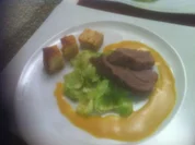 Kalbsbraten mit Safransosse, Baumkuchen von der Kartoffel & Rosenkohl mal anders - Rezept