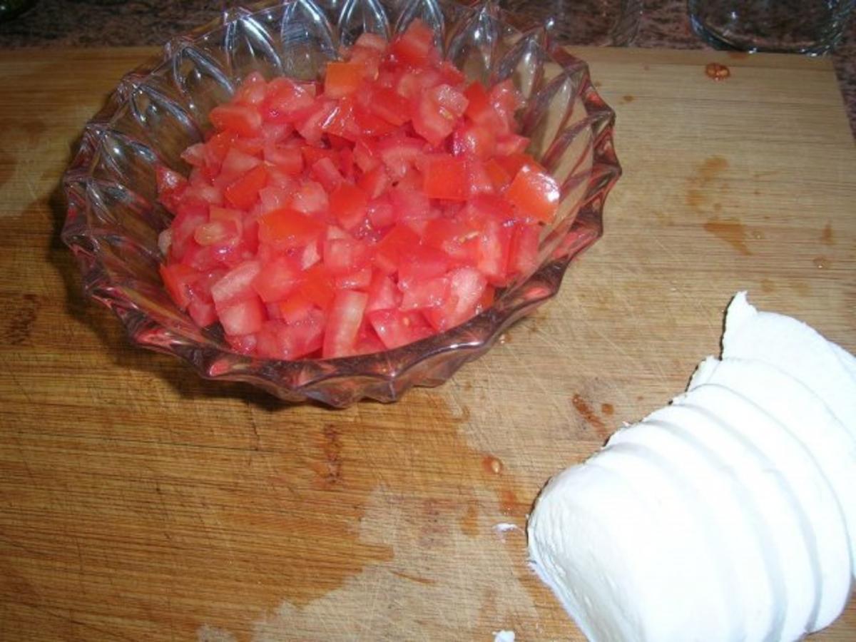 Tomaten Caprese - ein Klassiker im Glas serviert - die etwas andere Variante - - Rezept - Bild Nr. 3