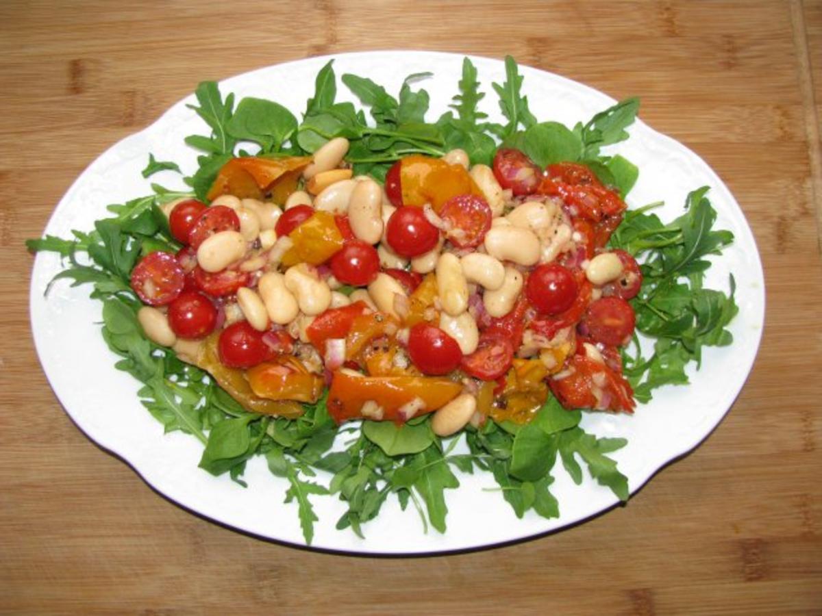 Salat: Rauke-Paprika-Bohnen-Salat mit Mozzarella - Rezept - Bild Nr. 4
