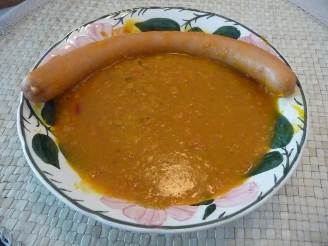 Schmalhans - Küchenmeister : Kürbissüppchen mit Würst´le drin - Rezept