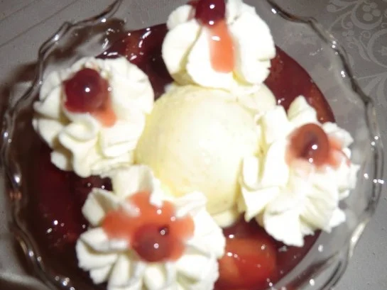 ♥ Vanilleeis mit beschwipsten Früchtchen ♥ - Rezept - Bild Nr. 3