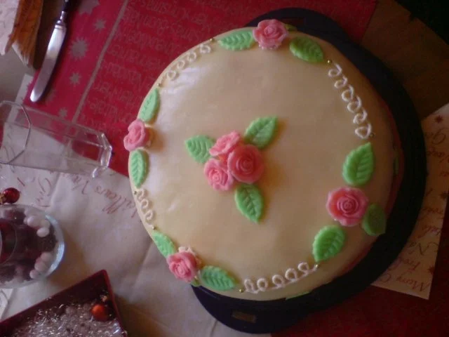 Rezept: Marzipan-Mohn-Mousse-Torte Bild Nr. 2 Marzipan-Mohn-Mousse-Torte - Rezept - Bild Nr. 2