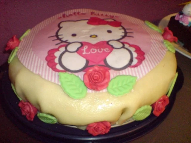 Rezept: Marzipan-Mohn-Mousse-Torte Bild Nr. 3 Marzipan-Mohn-Mousse-Torte - Rezept - Bild Nr. 3