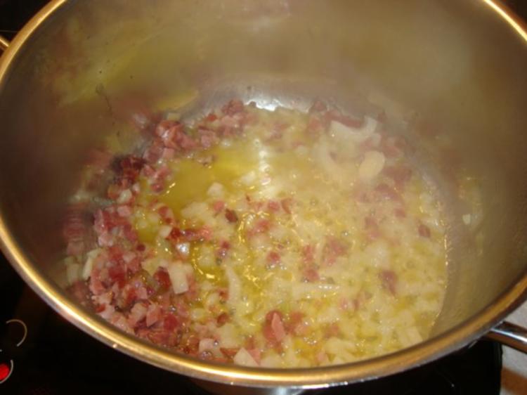 Dicke Bohnen mit Speck-Sahne-Sauce - Rezept - kochbar.de