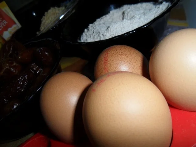 Rezept: Dattel-Lebkuchen mit Haselnüssen Bild Nr. 7 Dattel-Lebkuchen mit Haselnüssen - Rezept - Bild Nr. 7