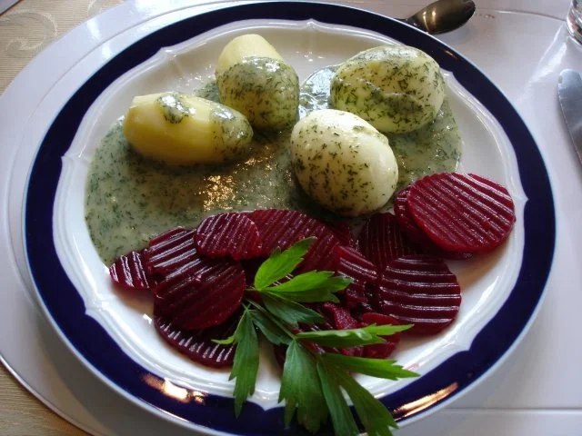 Rezept: Eier in Dillsoße mit Kartoffeln Bild Nr. 16 Eier in Dillsoße mit Kartoffeln - Rezept - Bild Nr. 16