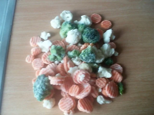 Tortellini im Gemüsebett mit Cremfrisch-Schmelzkäsesosse überbacken - Rezept - Bild Nr. 2