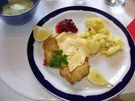 Rezept: Wiener Schnitzel mit Kartoffelsalat nach Irene und Gurkensalat süss-sauer Wiener Schnitzel mit Kartoffelsalat nach Irene und Gurkensalat süss-sauer - Rezept