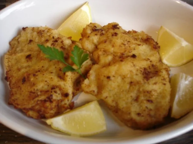 Rezept: Wiener Schnitzel mit Kartoffelsalat nach Irene und Gurkensalat süss-sauer Bild Nr. 9 Wiener Schnitzel mit Kartoffelsalat nach Irene und Gurkensalat süss-sauer - Rezept - Bild Nr. 9