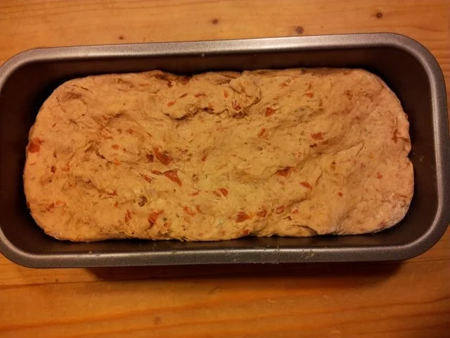 Brot mit getr. Tomaten, Sonnenblumenkernen und Rosmarin - Rezept - Bild Nr. 2