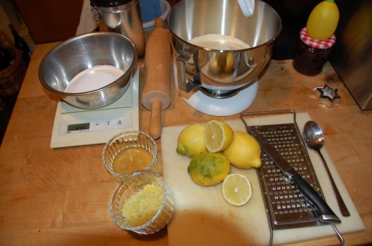 ZITRONEN - MONDE / ZITRONEN - MÖNDLI / DEMIE LUNES AU CITRON - Rezept ...