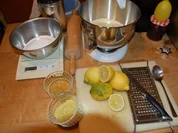 ZITRONEN - MONDE  /  ZITRONEN - MÖNDLI  /  DEMIE LUNES AU CITRON - Rezept