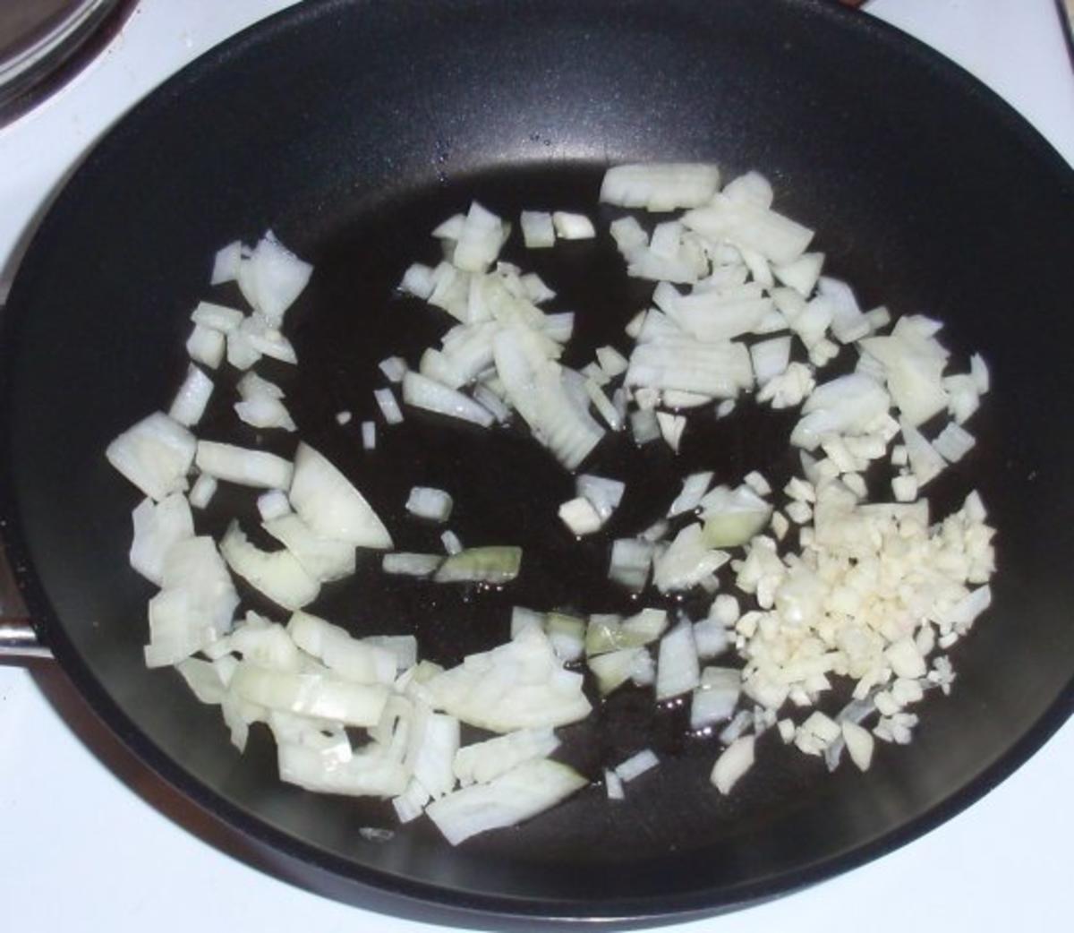 Pasta mit Tatar-Aubergine-Soße - Rezept - Bild Nr. 3