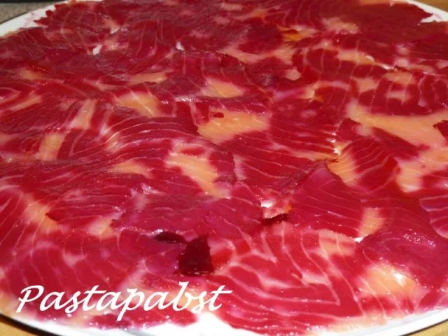 Rezept: Marmorierter Lachs mit Rote Bete Bild Nr. 5 Marmorierter Lachs mit Rote Bete - Rezept - Bild Nr. 5