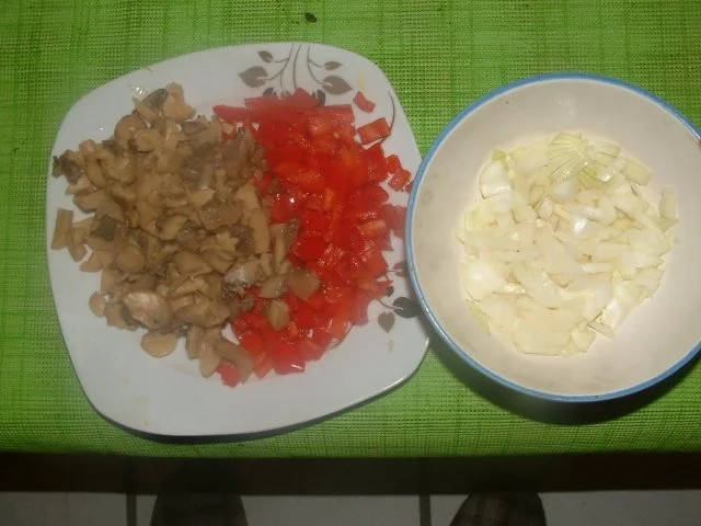 Rezept: Überbackene Gyrospfanne in Weinbrandsauce Bild Nr. 3 Überbackene Gyrospfanne in Weinbrandsauce - Rezept - Bild Nr. 3