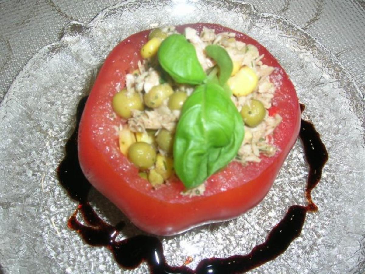 gefüllte Tomaten, eine leichte, leckere Vorspeise - Rezept - Bild Nr. 3